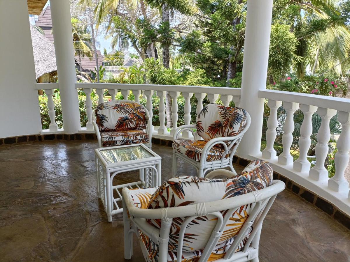 Tichi Villas - Playa de Diani Exterior foto