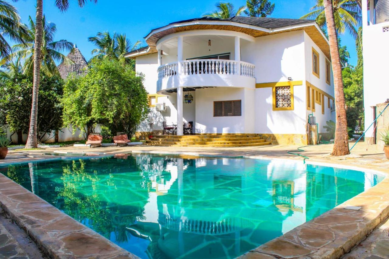 Tichi Villas - Playa de Diani Exterior foto
